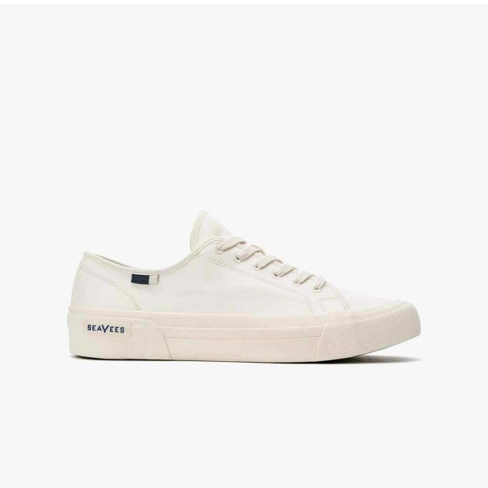 White Leather Seavees Seachange LTT size 9